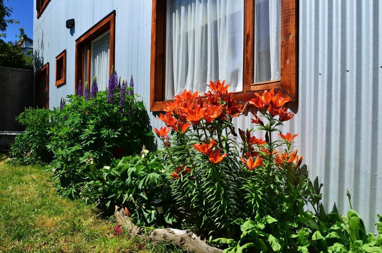 El Patagonico Hostel Пуерто Наталес Екстериор снимка