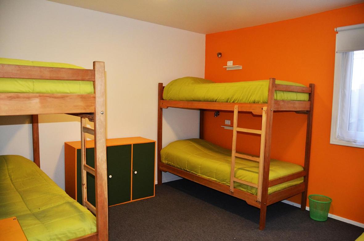El Patagonico Hostel Пуерто Наталес Екстериор снимка
