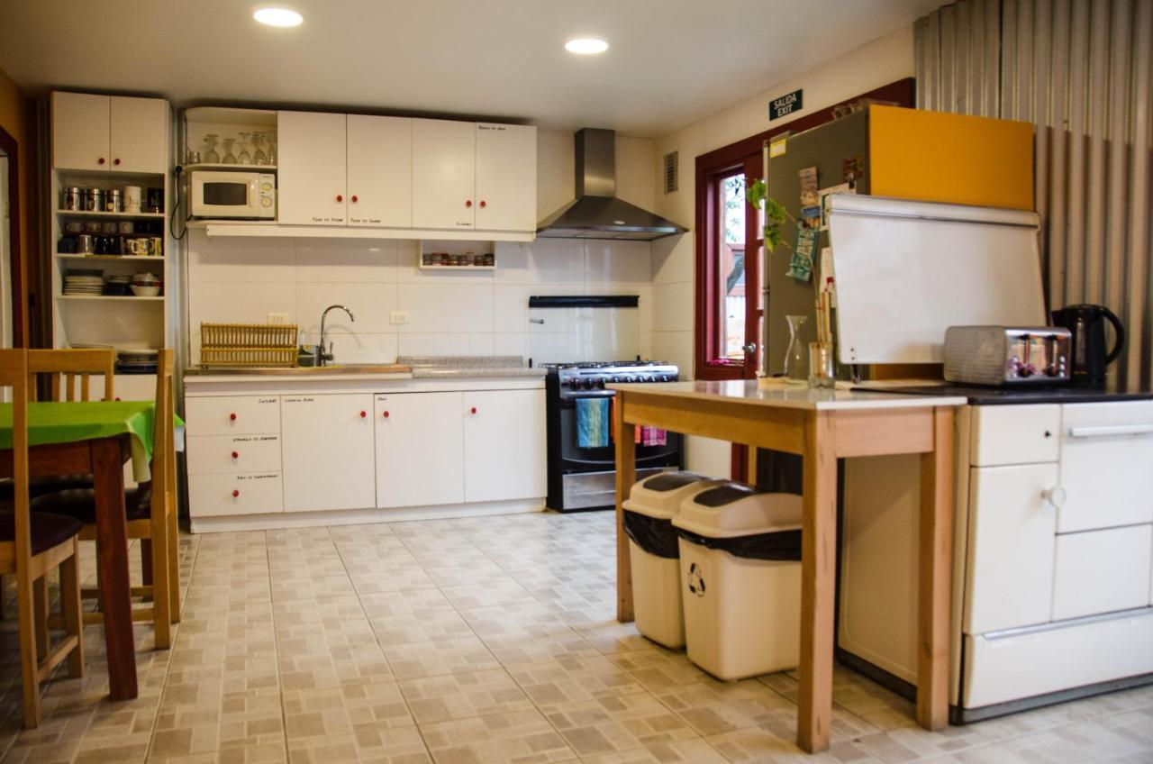 El Patagonico Hostel Пуерто Наталес Екстериор снимка